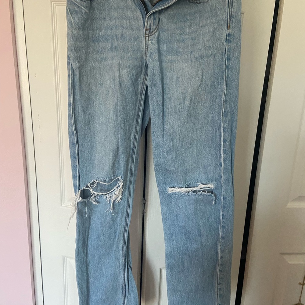 American Eagle Outfitters Light Blue Skinny Jeans